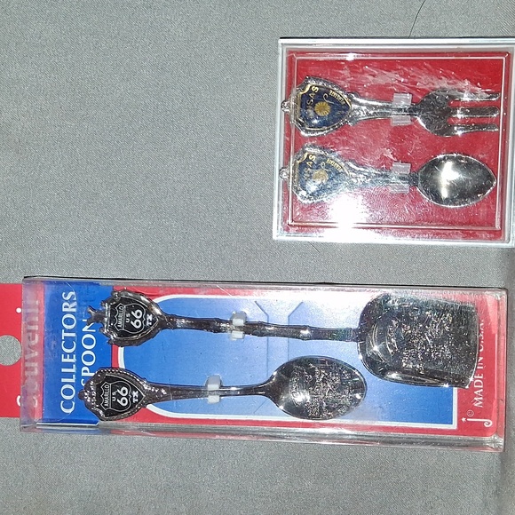 Collector Spoon Set - Picture 2 of 8
